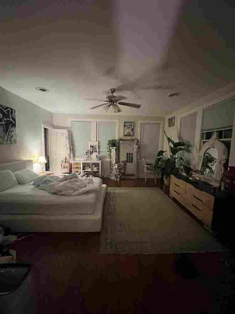 Room for rent Downtown CHS