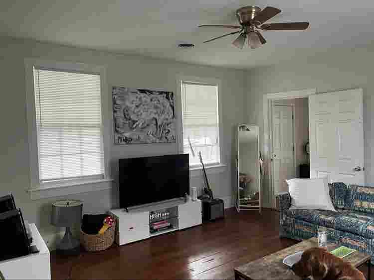 Room for rent Downtown CHS