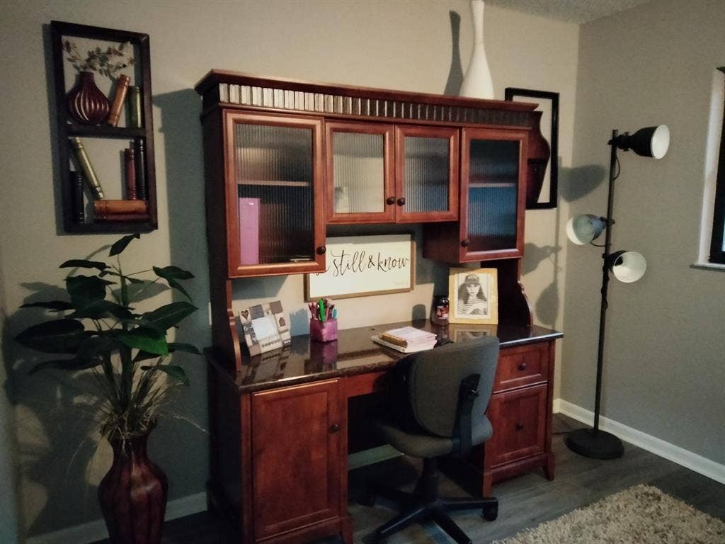Cozy Bedroom and Bathroom!!!