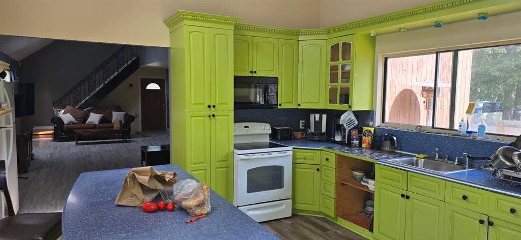 Room for Rent, Shared and Private.