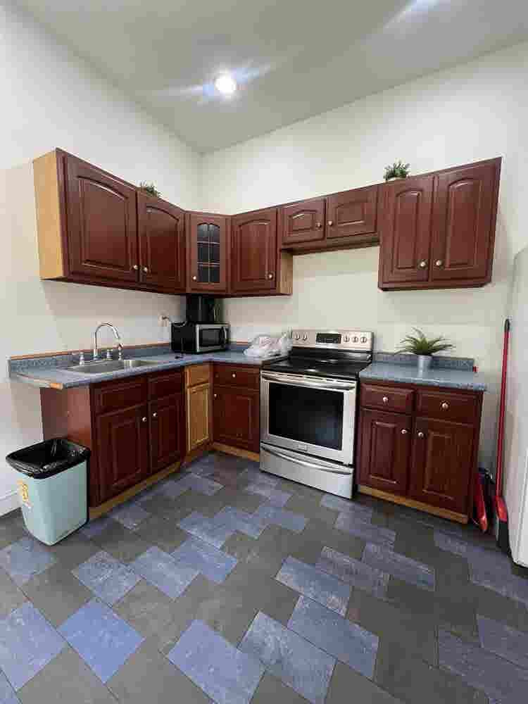 Room For Rent