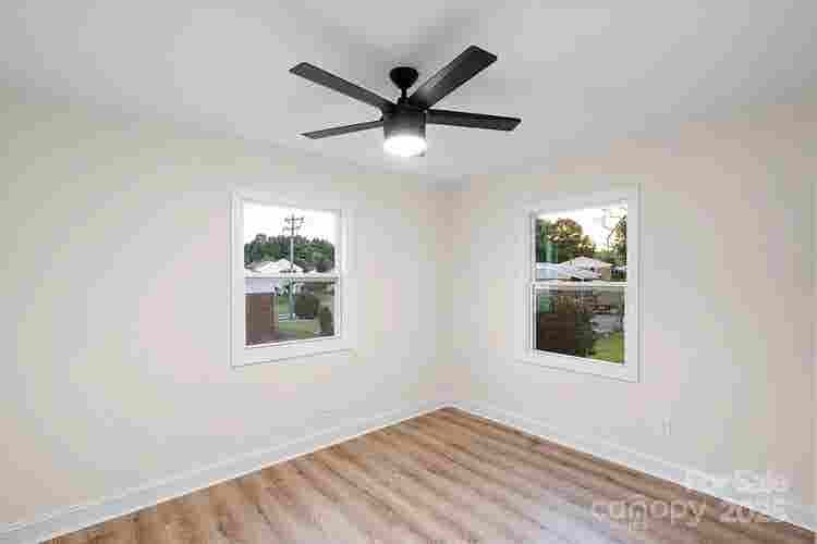 3 BR in Charlotte