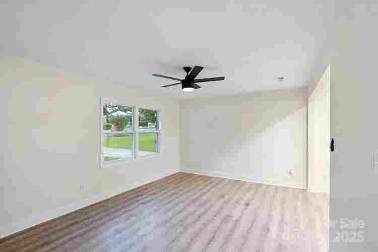 3 BR in Charlotte