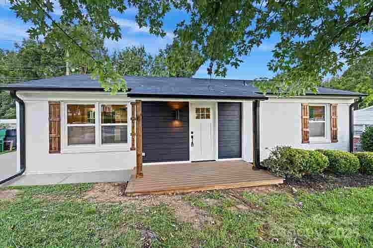 3 BR in Charlotte