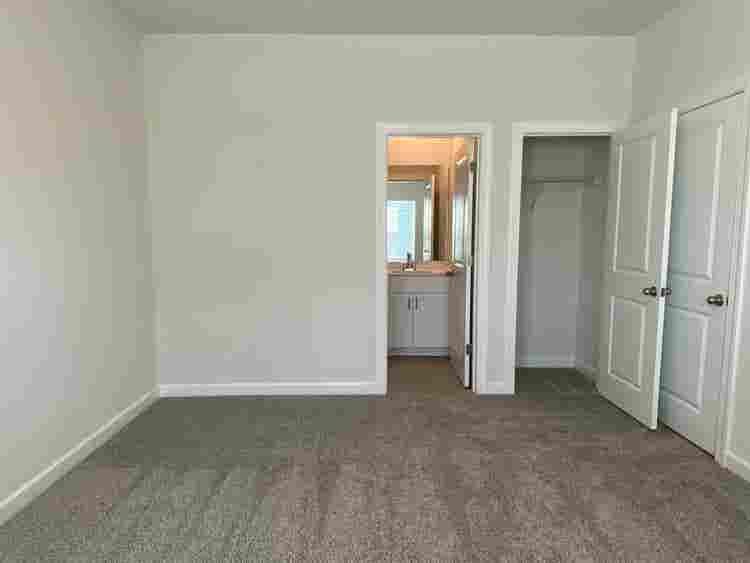 4 BR in Charlotte