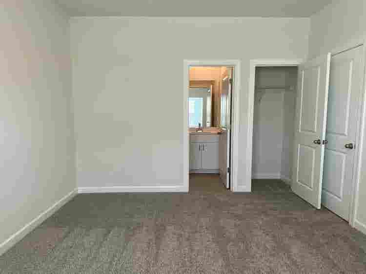 4 BR in Charlotte