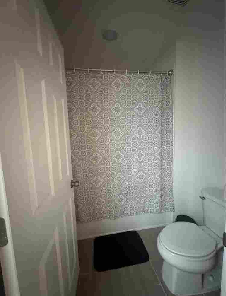 Room for Rent - female only
