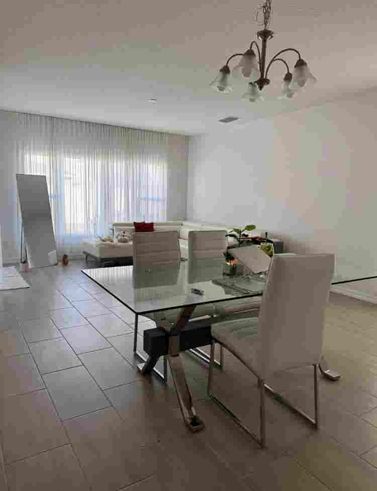 Room for Rent - female only