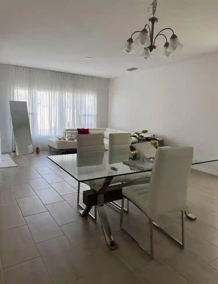 Room for Rent - FEMALE ONLY