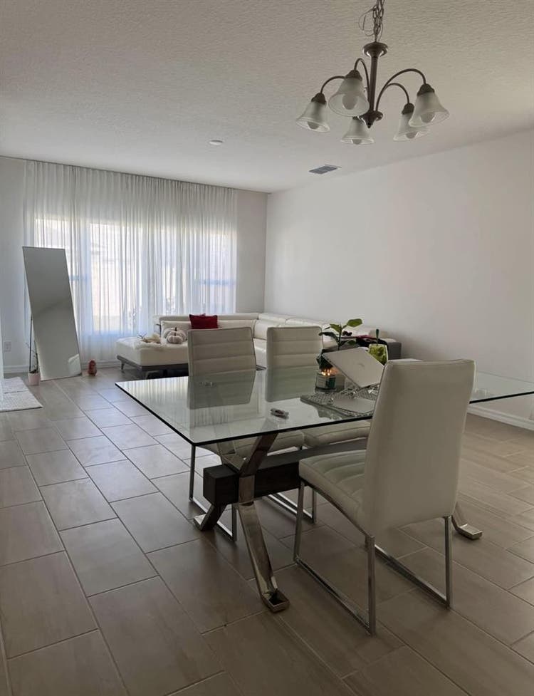 Room for Rent - female only