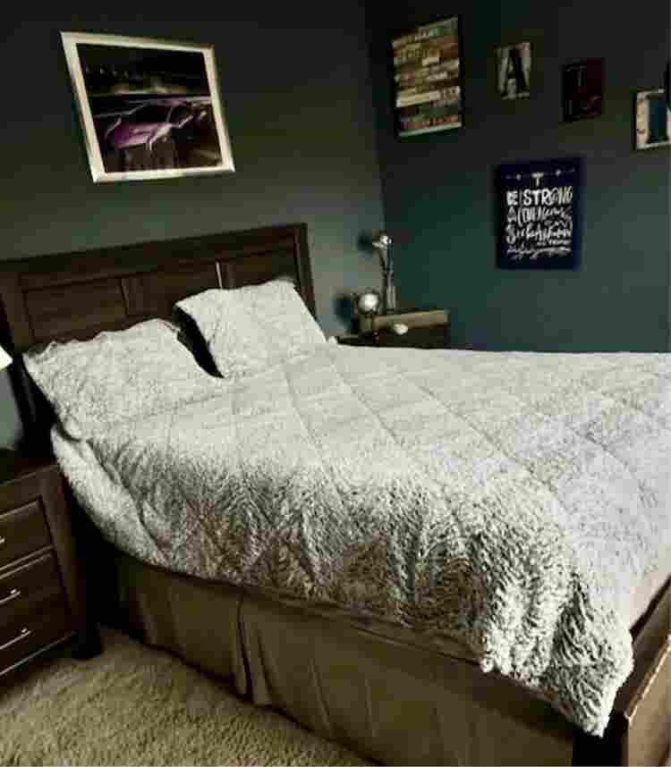 2 Bedrooms for rent Prime location