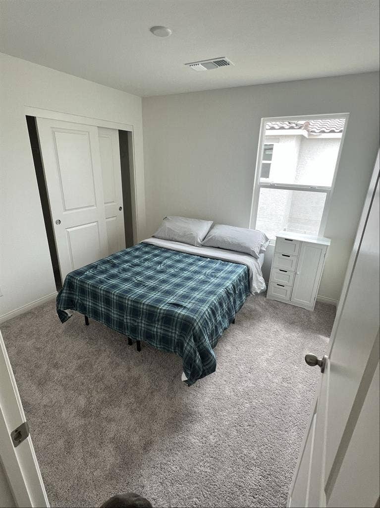 2 rooms by South Point