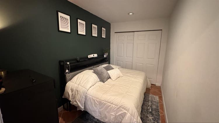 Room for rent in Hell’s Kitchen