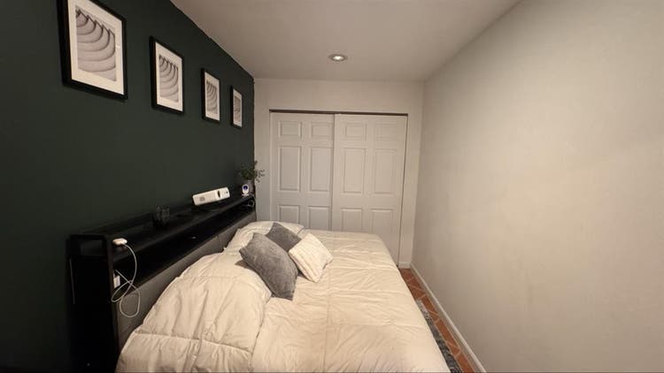 Room for rent in Hell’s Kitchen