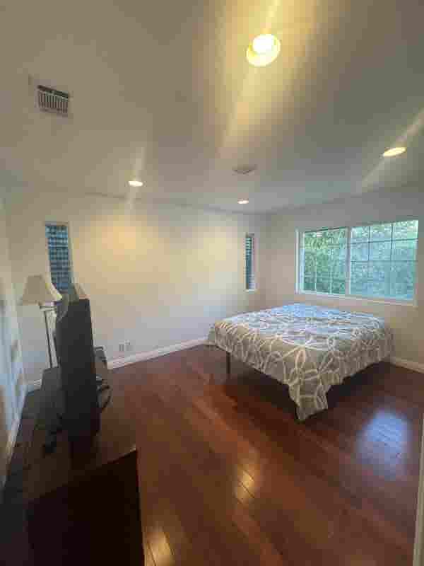 Room for rent in Via Verde