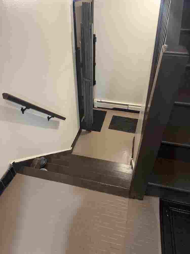 Very Nice 2 bedrooms  available