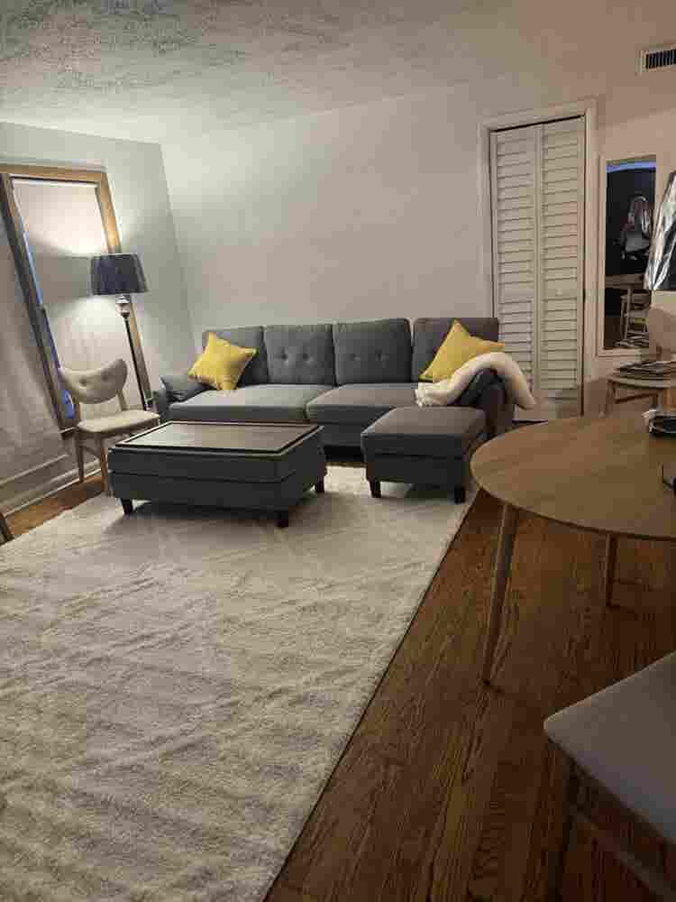 Very Nice 2 bedrooms  available