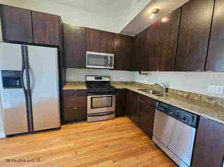 In search of a roommate