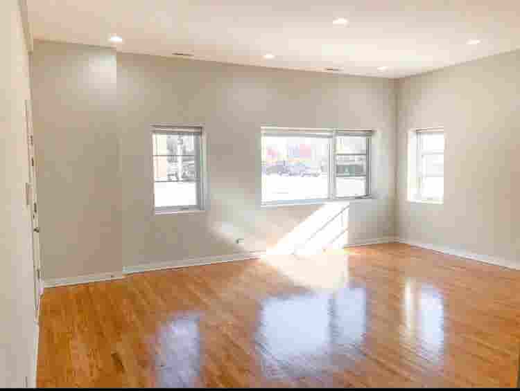 In search of a roommate