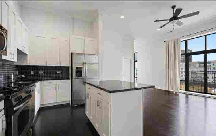 In search of a roommate