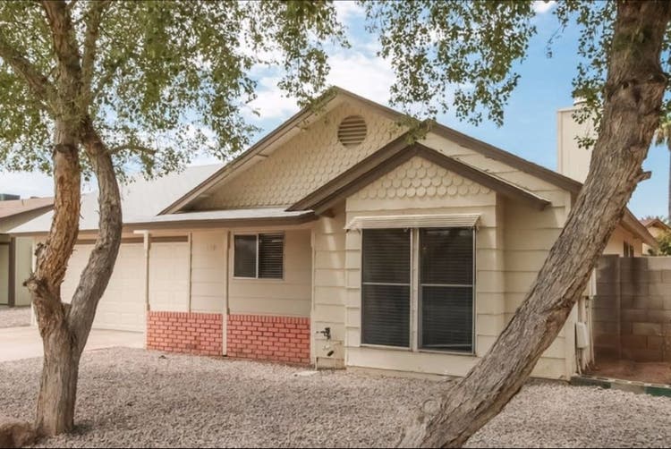 Room for rent near downtown Gilbert