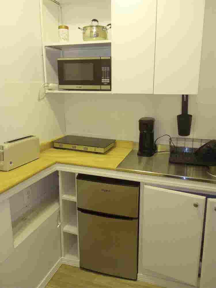 Room for rent  near main st