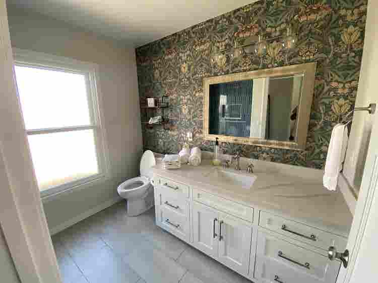 Utilities Included Bedroom w/ Bath