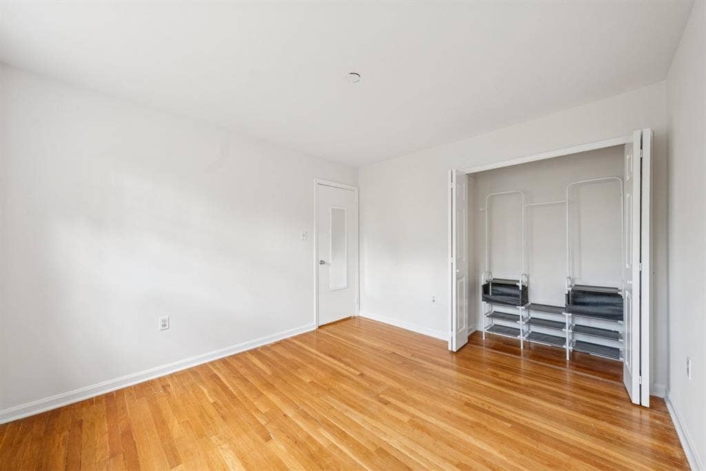 Room for Rent Immediately