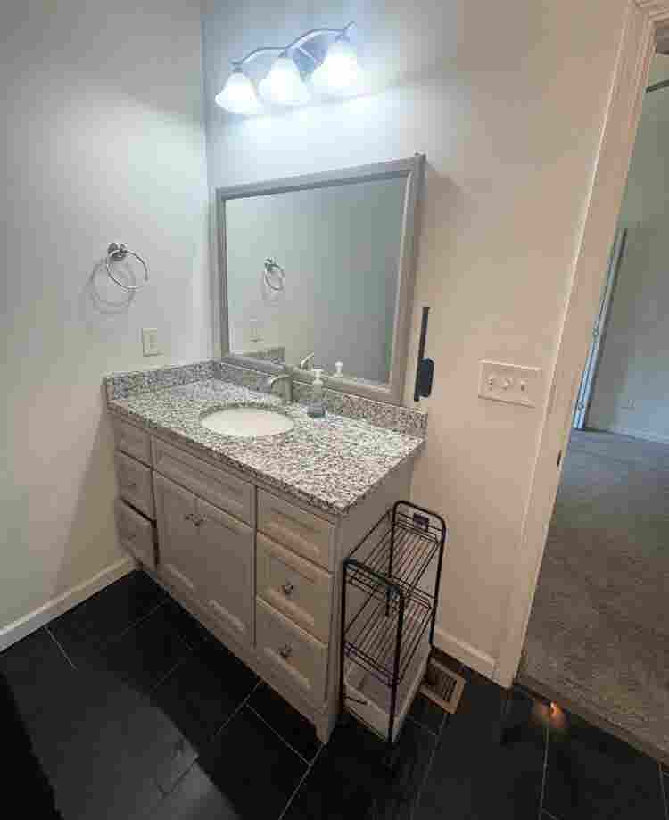 Room w. Bath. Amenities included!
