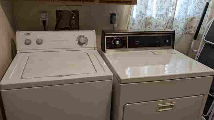 Furn. Room. Kingman