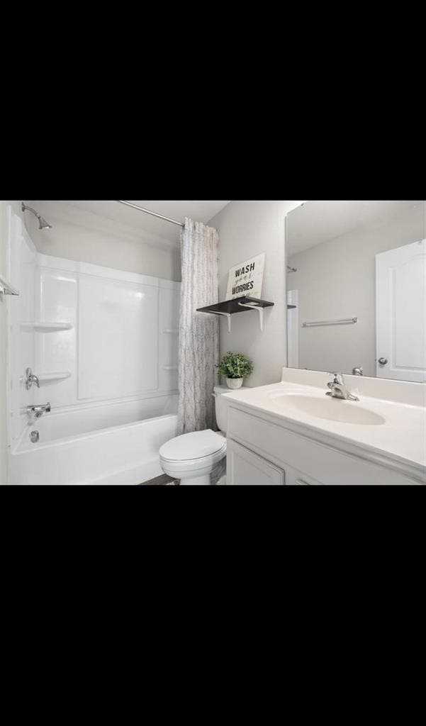 Spacious Room For Rent