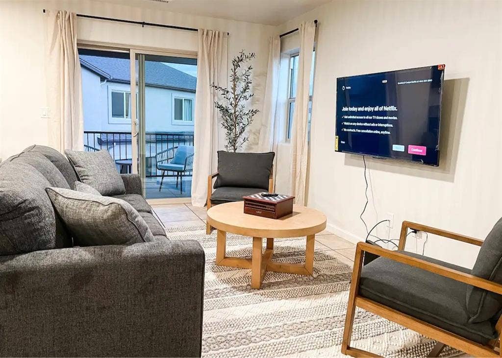 Furnished Rooms near Embry-Riddle
