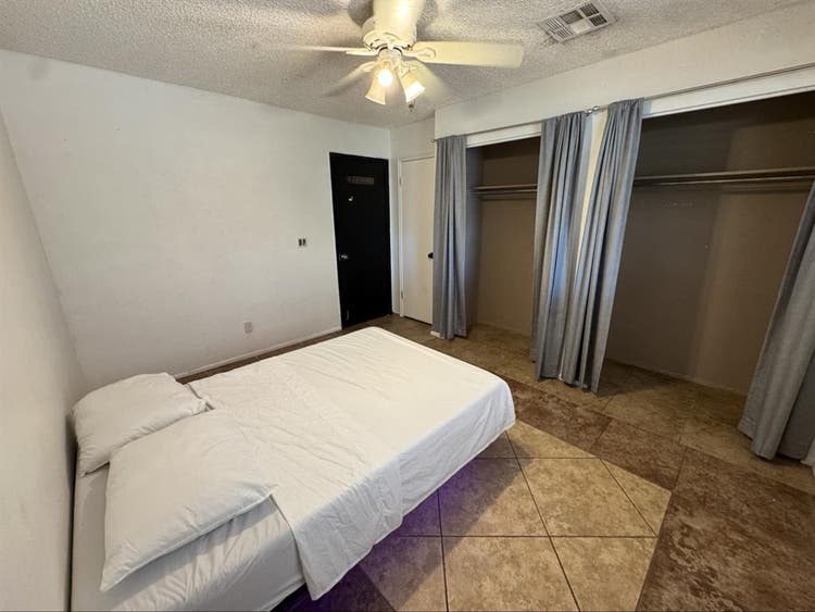 HALF OFF RENT MOVE IN NOW MESA AZ