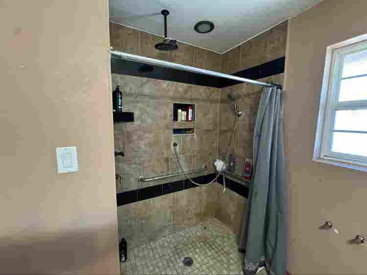 HALF OFF RENT MOVE IN NOW MESA AZ
