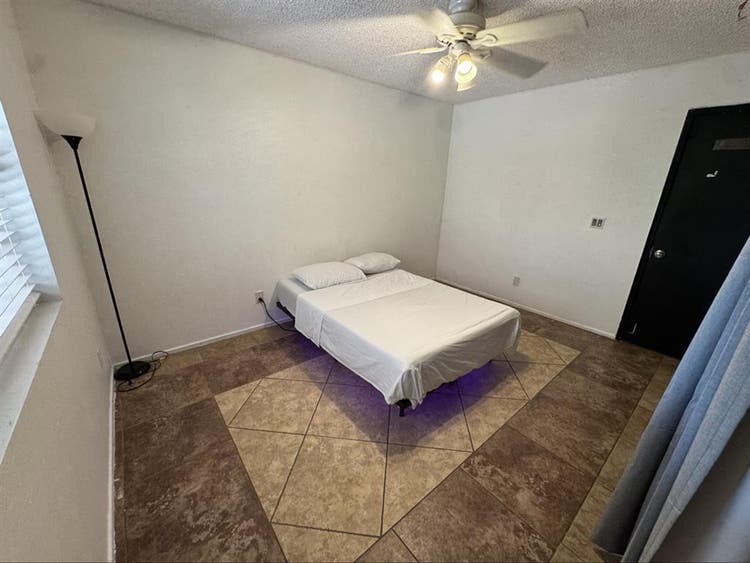 HALF OFF RENT MOVE IN NOW MESA AZ