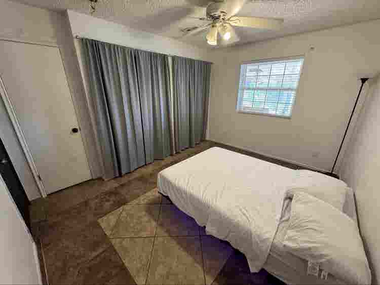 HALF OFF RENT MOVE IN NOW MESA AZ