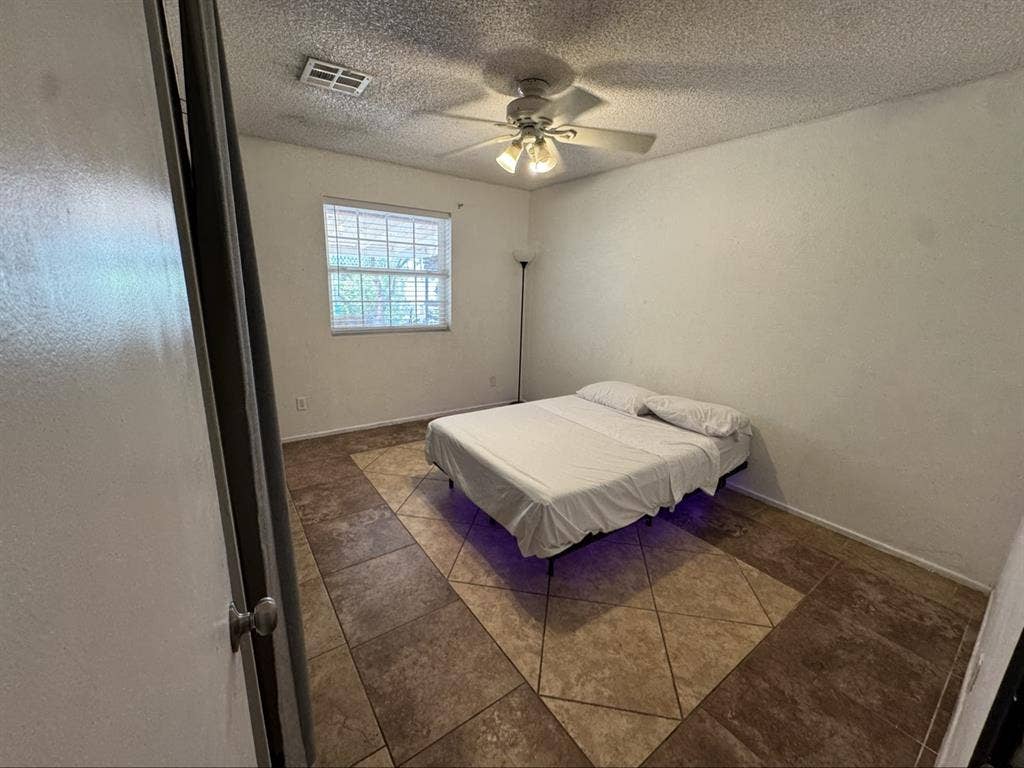 HALF OFF RENT MOVE IN NOW MESA AZ