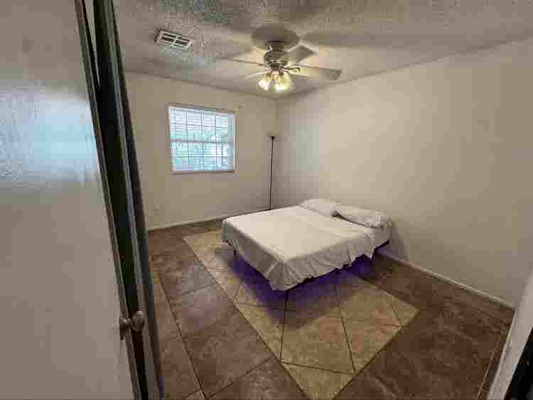 HALF OFF RENT MOVE IN NOW MESA AZ