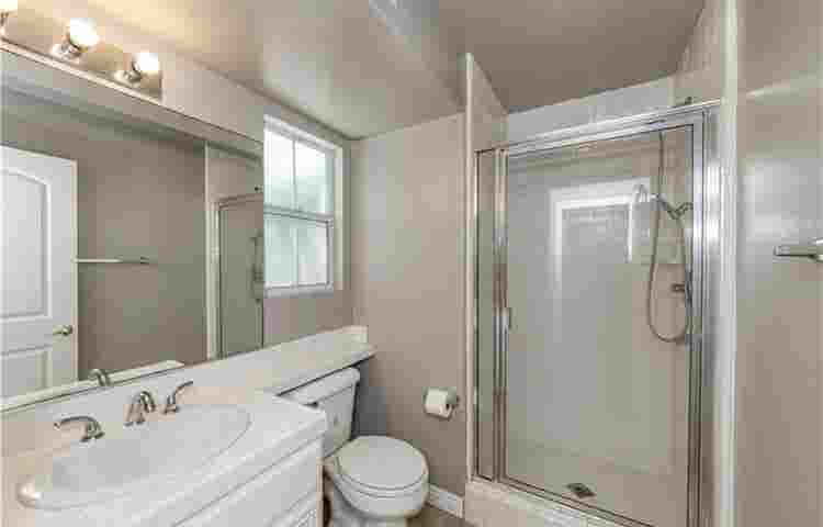 Private bathroom/ bedroom