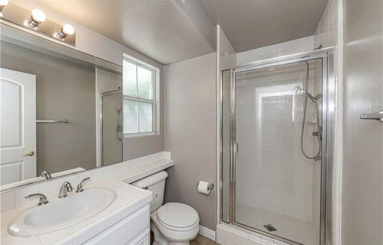 Private bathroom/ bedroom