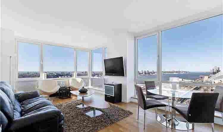 Luxury 3 Bed Room - Master Suite
