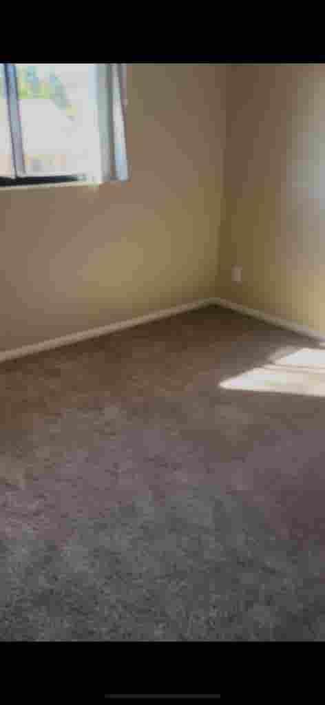 1 bed w private bath