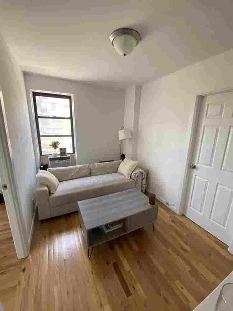 Large corner double room available
