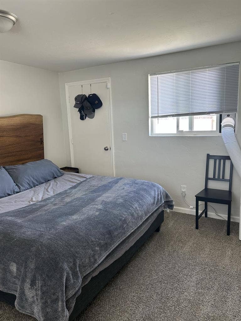 Large Room, Private Entrance