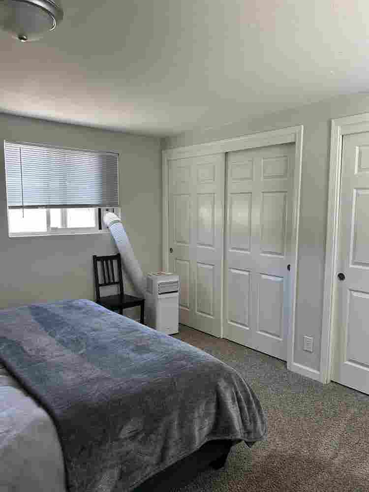 Large Room, Private Entrance