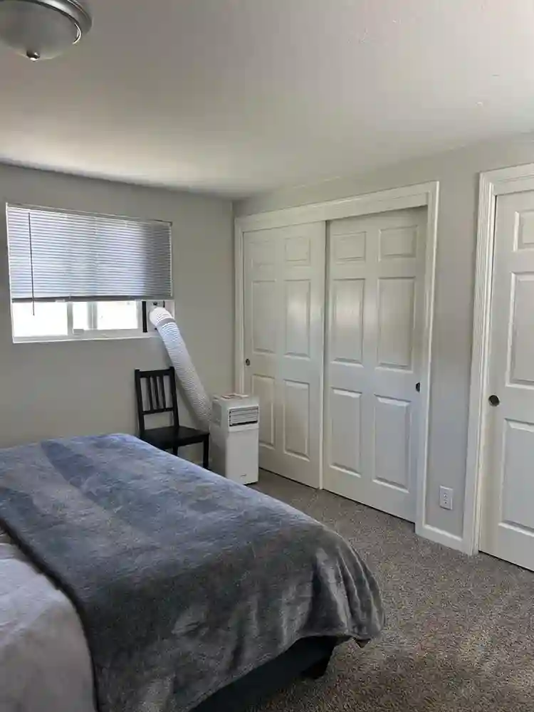 Large Room, Private Entrance