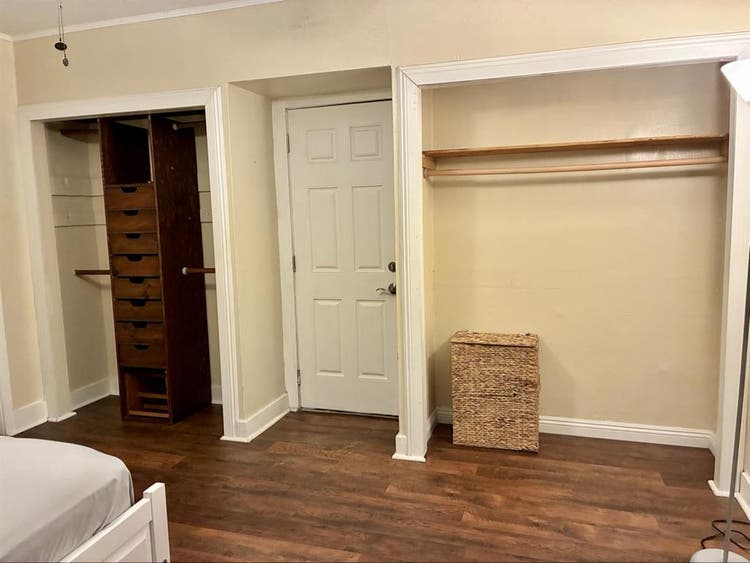 Room A in Uptown near College