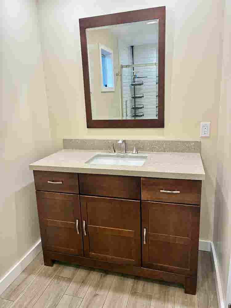 Room A in Uptown near College