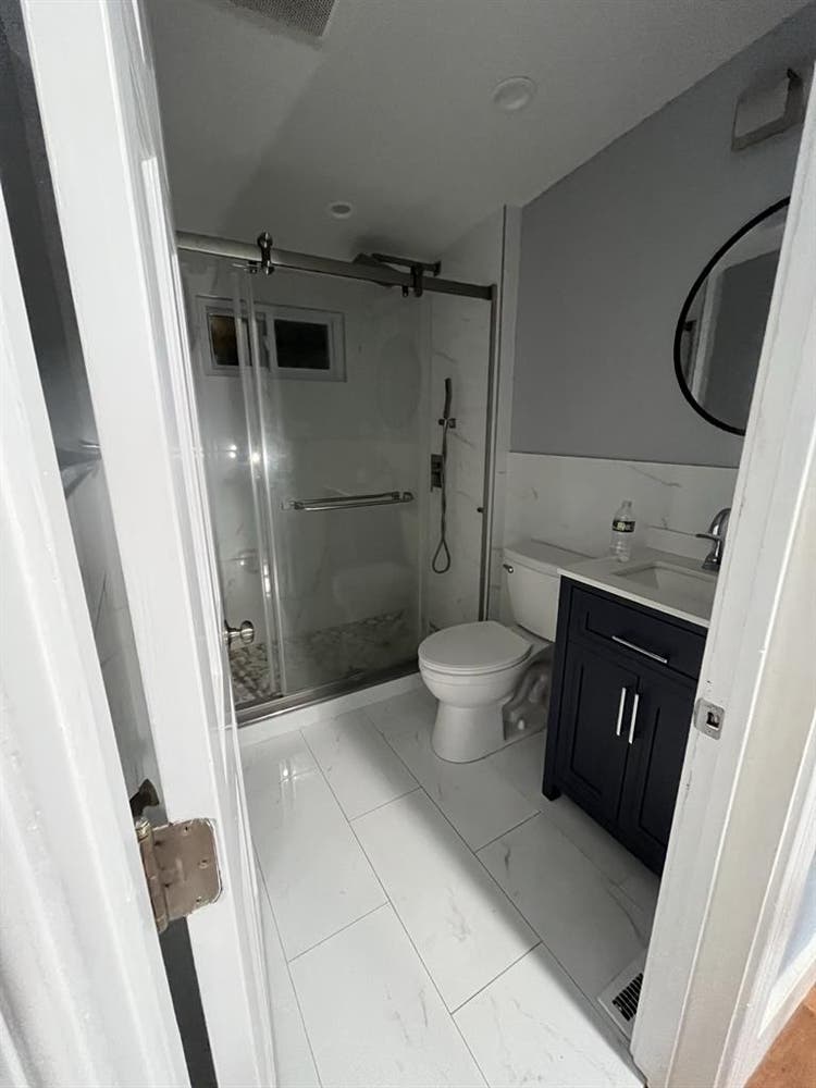 3
rooms available in Dorchester