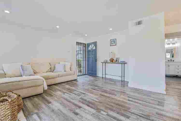 Private Room & Bathroom Downey